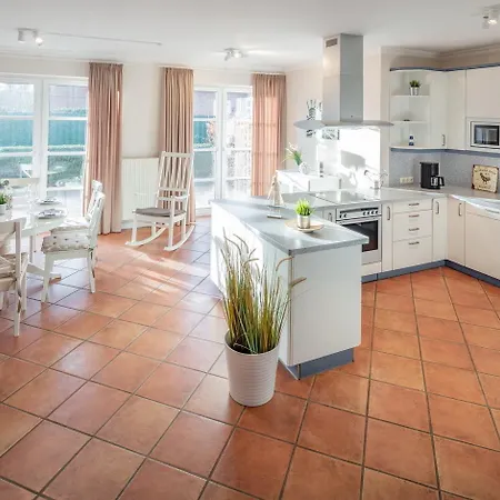 Wellenlaeufer * Westermarkelsdorf